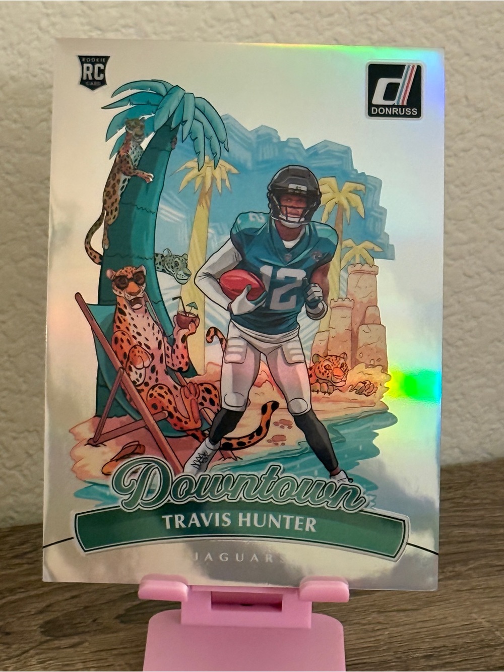 2025 Travis Hunter Panini
Donruss Rookie
DOWNTOWN #13 RC
Oversized Card